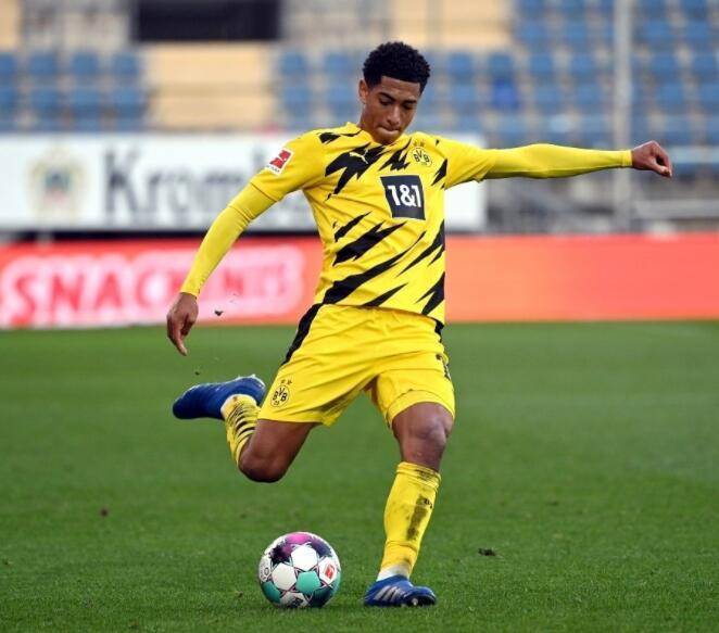 鲁尼：萨拉赫在摧毁自己在利物浦的传奇地位，做法完全错误