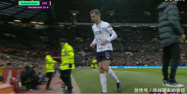 英超第14轮： 范戴克失误致丢球维尔茨造乌龙 利物浦1-1桑德兰（英超第14轮：范戴克失误送礼，维尔茨逼出乌龙，利物浦1-1战平桑德兰）
