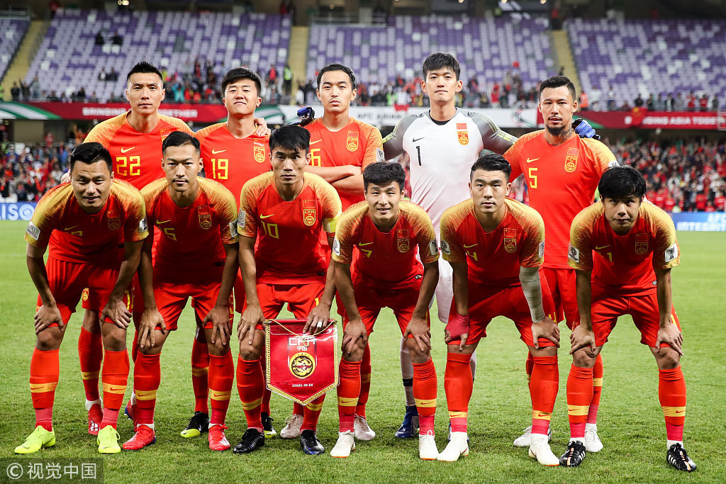 欧冠赛场精彩瞬间：巴萨2-0战胜国际米兰,（欧冠名场面：巴萨2-0力克国际米兰）