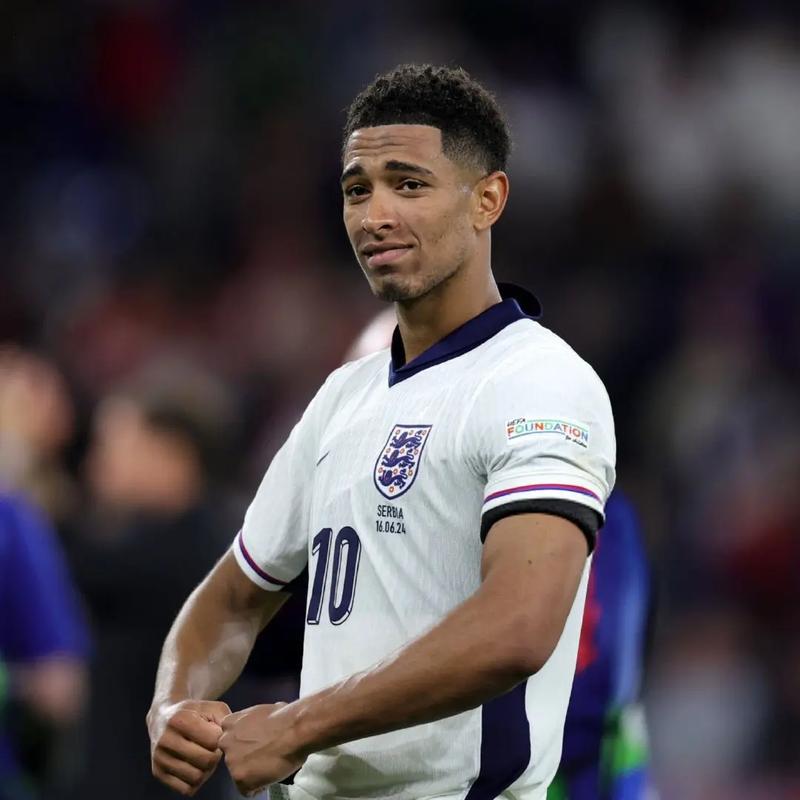 19岁212天，麦利是纽卡队史第二年轻在英超单场传射的球员