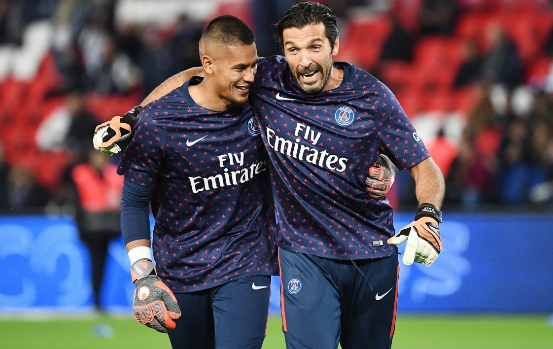 孔帕尼：很高兴戴维斯能及时回归，卡尔攻防两端都非常出色