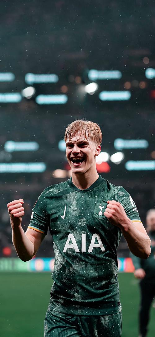 曼联计划在2026年签下巴莱巴，布莱顿可能接受7500万英镑报价，维拉考虑出售博加德以提升财务能力。