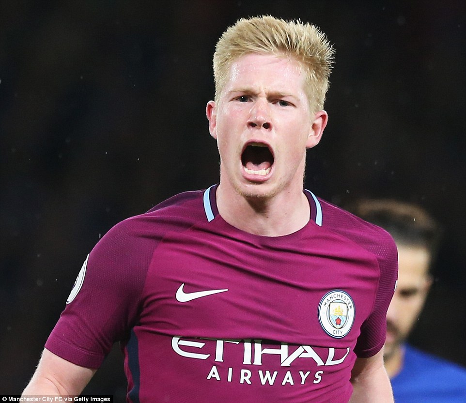 西甲为约20名待业的教练举办了专题培训：塞蒂恩、莫雷诺在列（西甲面向约20名待业教练开设专题培训，塞蒂恩、莫雷诺名列其中）