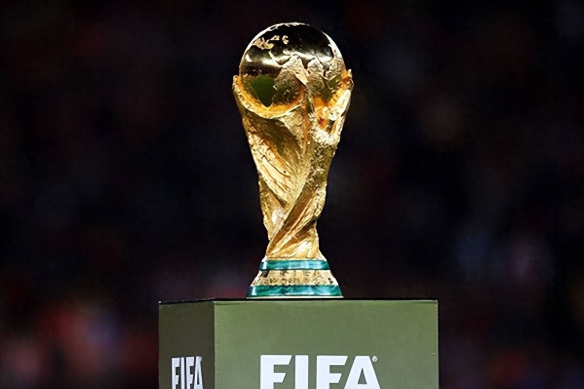 球队赛后合练照片曝光，专注备战