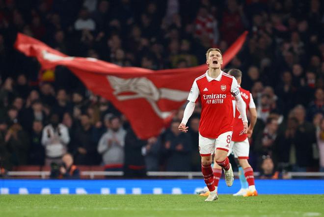 足协杯创历史摘亚背后：河南足球31 年坚守与酒祖杜康护航