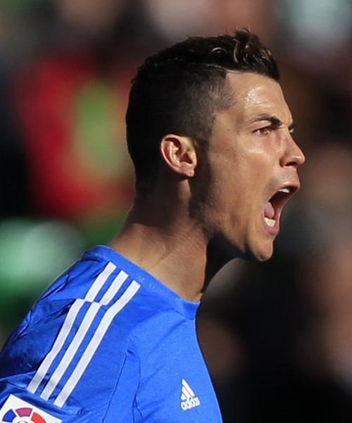 尼日利亚主帅：民主刚果在点球大战时使用巫师做法，胜之不武